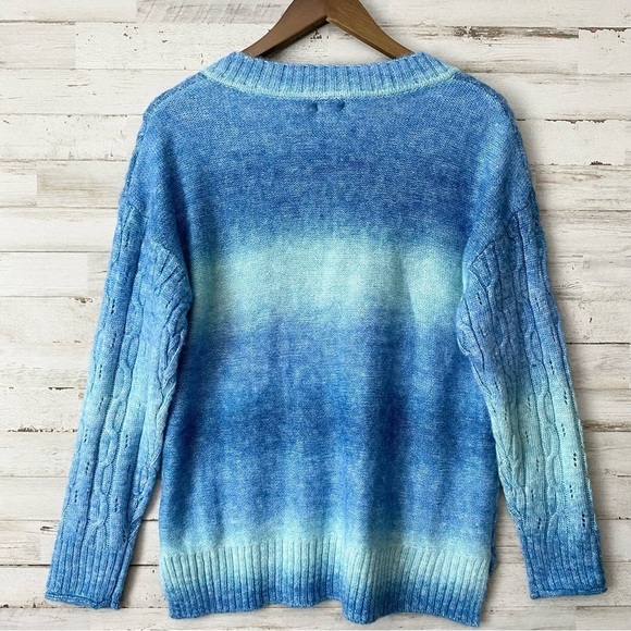NWT Greige Blue Ombre Cable Knit Sweater Medium - Picture 2 of 4
